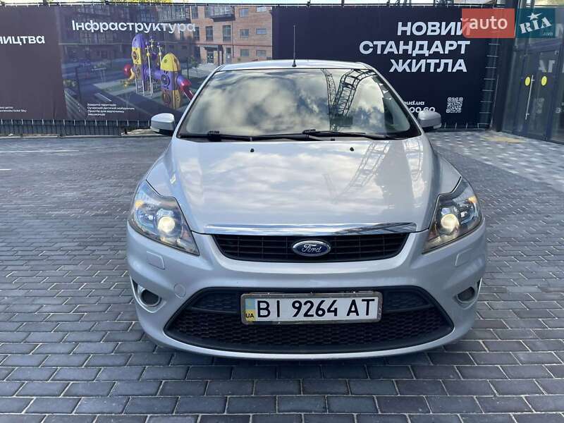 Хэтчбек Ford Focus 2008 в Полтаве