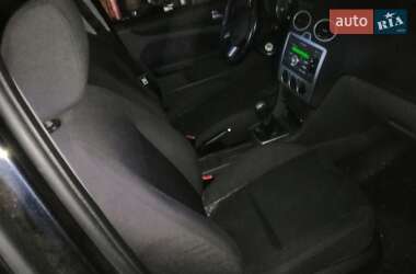 Универсал Ford Focus 2005 в Саде