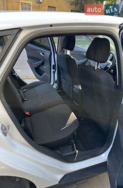 Хэтчбек Ford Focus 2017 в 
