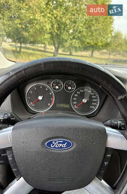 Седан Ford Focus 2006 в 