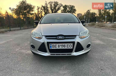Седан Ford Focus 2012 в 