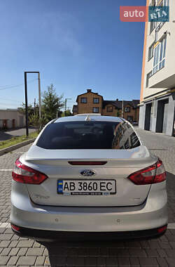 Седан Ford Focus 2012 в 
