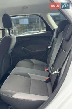 Универсал Ford Focus 2014 в 
