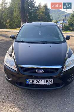 Хэтчбек Ford Focus 2010 в Вижнице