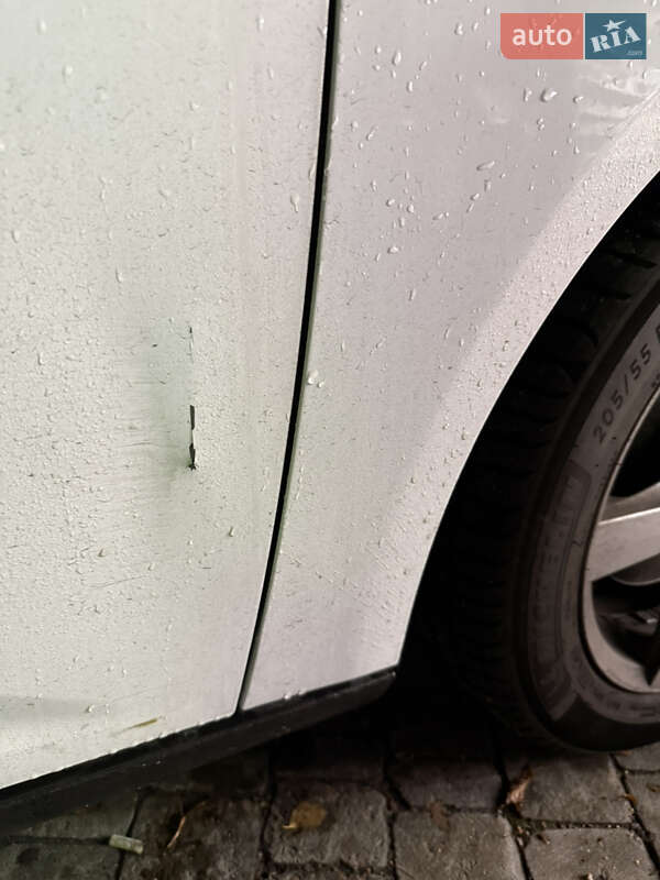 Седан Ford Focus 2017 в Киеве фото 20 Седан Ford Focus 2017 в Киеве