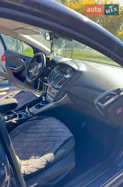 Универсал Ford Focus 2011 в 