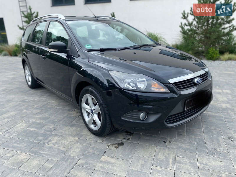 Универсал Ford Focus 2010 в 