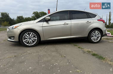 Хэтчбек Ford Focus 2018 в 