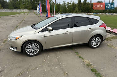 Хэтчбек Ford Focus 2018 в 