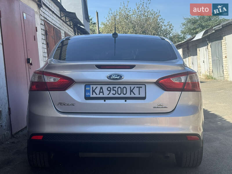 Седан Ford Focus 2014 в Києві