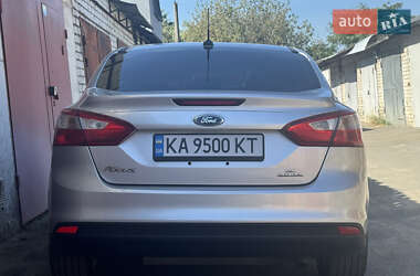 Седан Ford Focus 2014 в  фото 24 Седан Ford Focus 2014 в