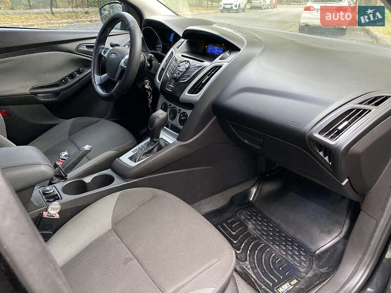 Хэтчбек Ford Focus 2011 в Николаеве