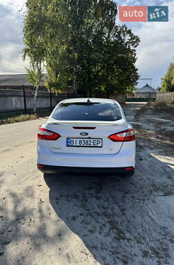 Седан Ford Focus 2013 в 