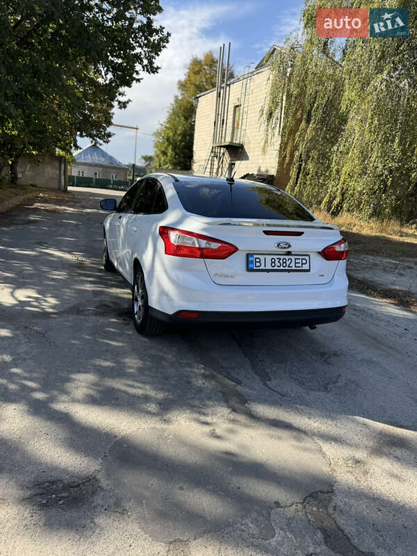 Седан Ford Focus 2013 в Лубнах