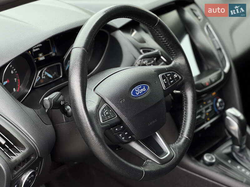 Хэтчбек Ford Focus 2015 в Днепре фото 20 Хэтчбек Ford Focus 2015 в Днепре