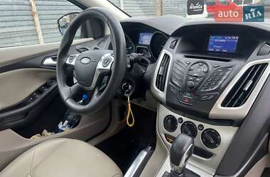 Седан Ford Focus 2013 в 
