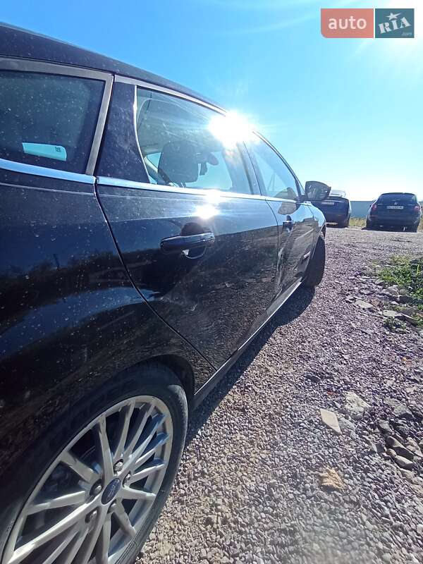 Хетчбек Ford Focus 2012 в Львові фото 3 Хетчбек Ford Focus 2012 в Львові