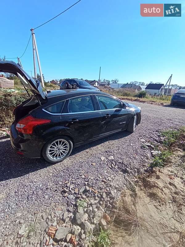 Хетчбек Ford Focus 2012 в Львові фото 11 Хетчбек Ford Focus 2012 в Львові