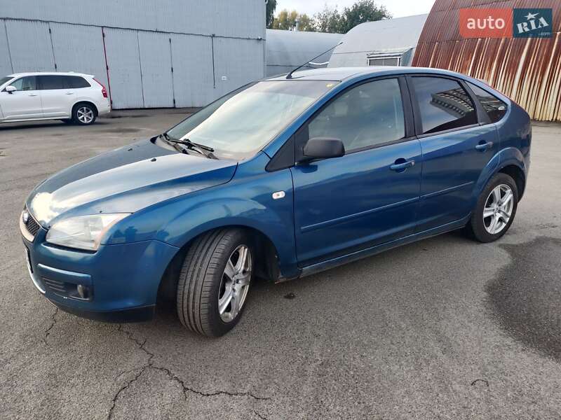 Хэтчбек Ford Focus 2007 в Киеве