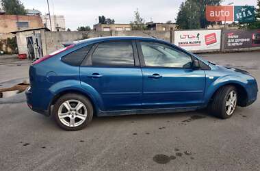 Хэтчбек Ford Focus 2007 в 