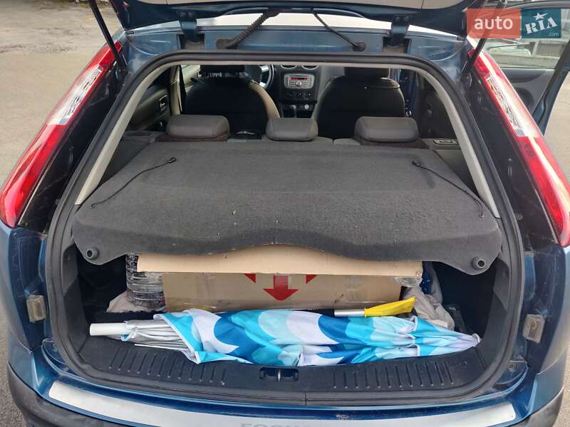 Хэтчбек Ford Focus 2007 в Киеве