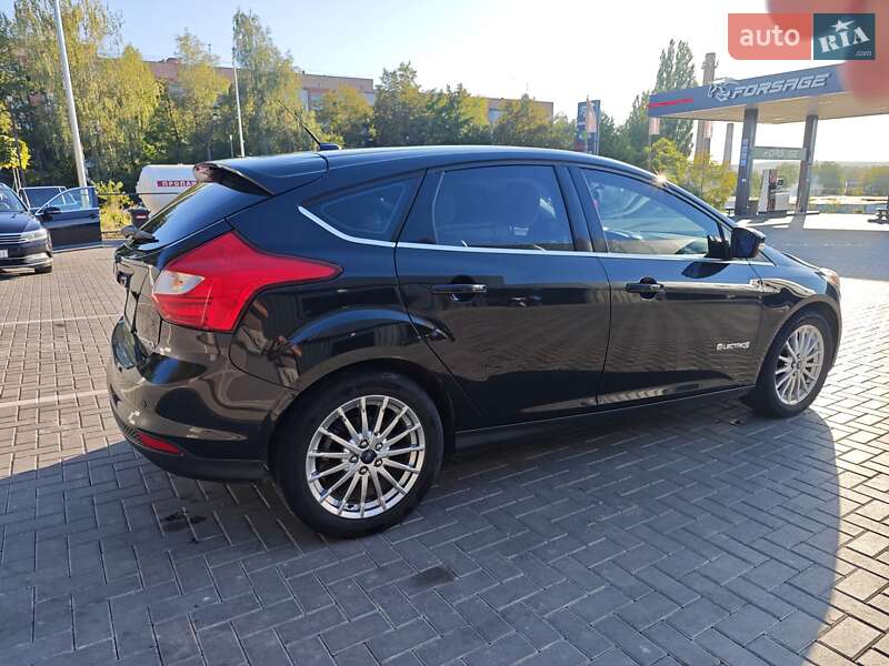 Хетчбек Ford Focus 2013 в Кам'янець-Подільському