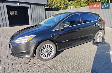 Хетчбек Ford Focus 2013 в 