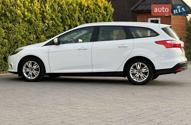 Универсал Ford Focus 2013 в 