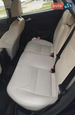 Хэтчбек Ford Focus 2017 в 