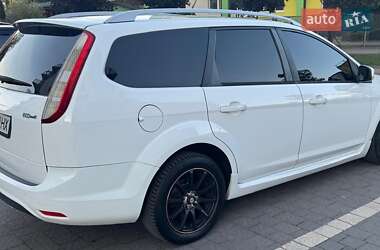 Универсал Ford Focus 2010 в 