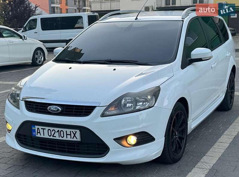 Универсал Ford Focus 2010 в 