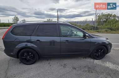 Универсал Ford Focus 2010 в 