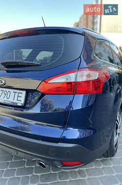 Универсал Ford Focus 2011 в 