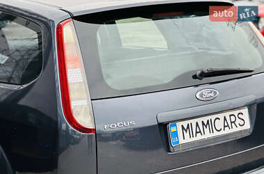 Универсал Ford Focus 2010 в 