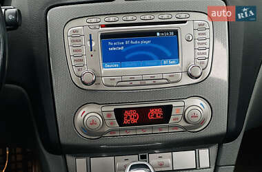 Универсал Ford Focus 2010 в 