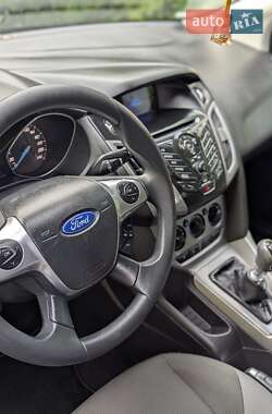 Универсал Ford Focus 2011 в 