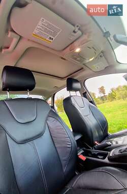 Седан Ford Focus 2015 в 