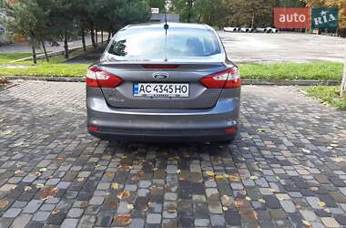 Седан Ford Focus 2011 в 