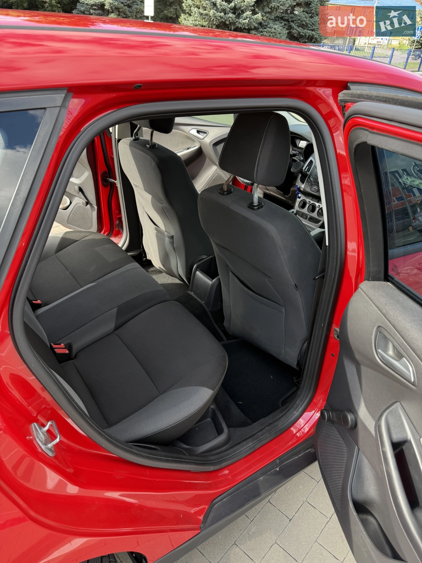 2011 Ford Focus - мініатюра 10