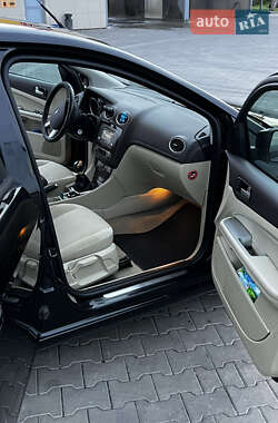 Универсал Ford Focus 2010 в 