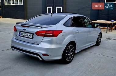 Седан Ford Focus 2015 в 