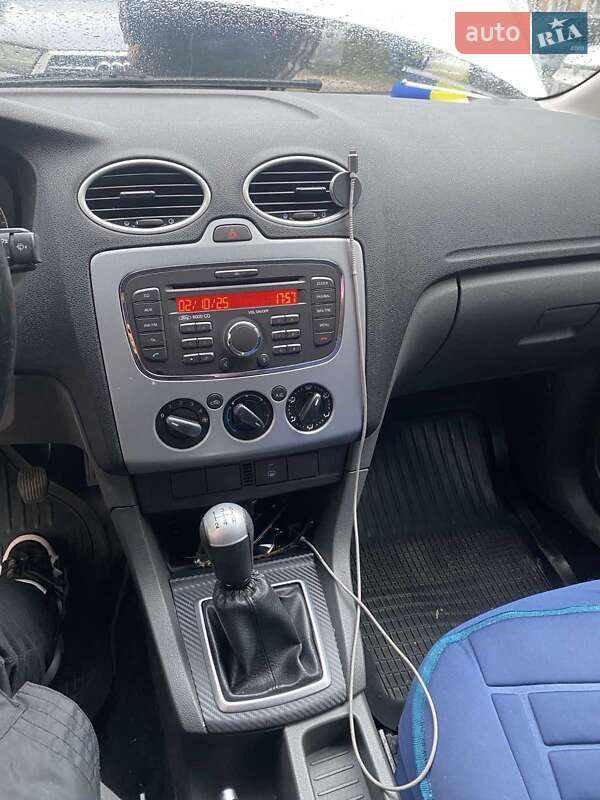 Хэтчбек Ford Focus 2007 в Ровно фото 5 Хэтчбек Ford Focus 2007 в Ровно