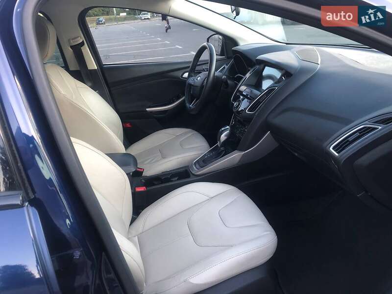 Седан Ford Focus 2016 в Києві