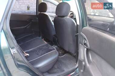 Седан Ford Focus 2004 в 