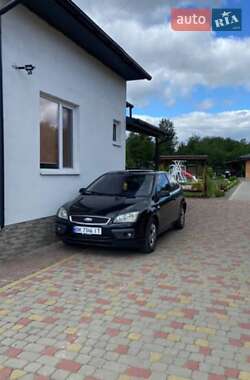 Хэтчбек Ford Focus 2005 в Ровно