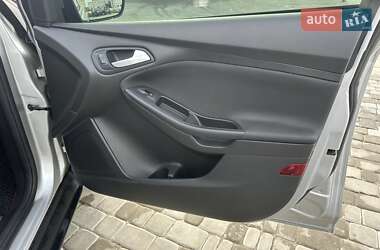 Седан Ford Focus 2017 в 
