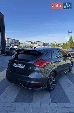 Хэтчбек Ford Focus 2017 в 