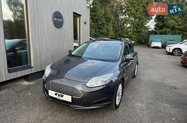 Хэтчбек Ford Focus 2016 в 