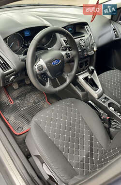 Универсал Ford Focus 2014 в 