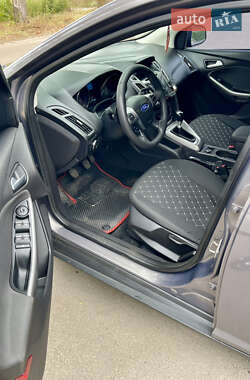 Универсал Ford Focus 2014 в 